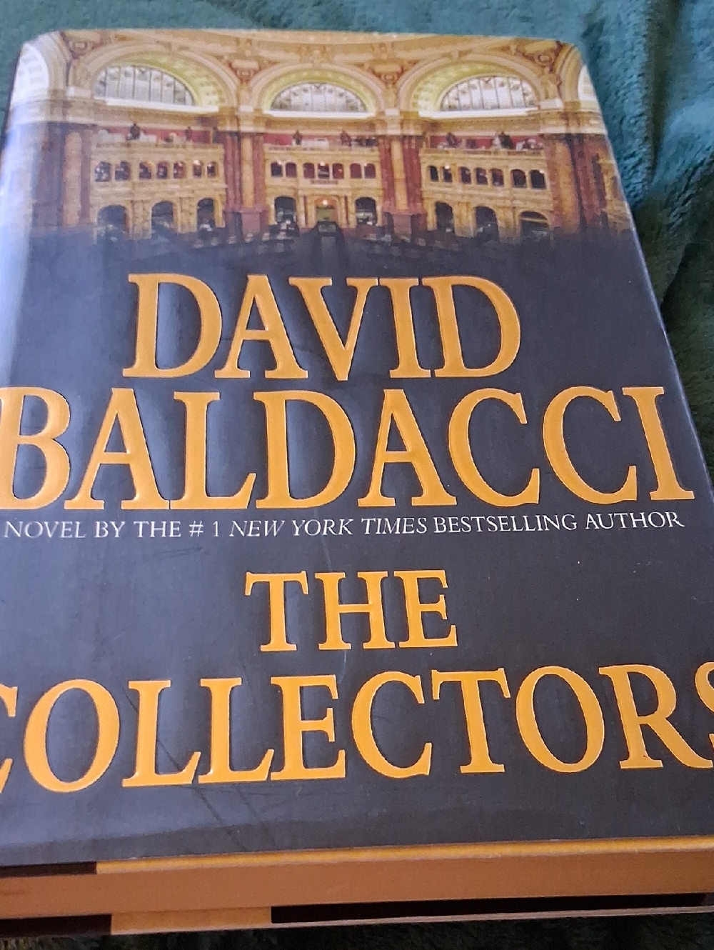 David Baldacci "The Collectors" Hardcover Book - Black & Gold Cover